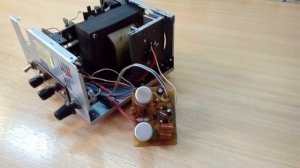 Регулируемый блок питания 0 - 24 В с защитой от к. з.