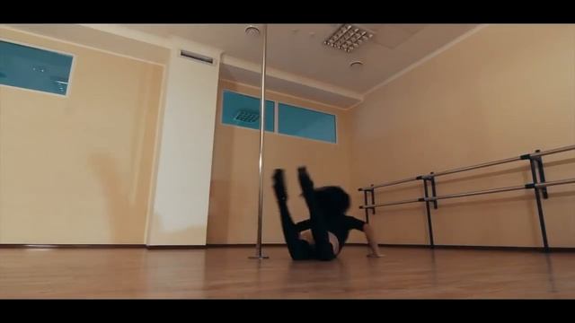 Julia Shikula - EXOTIC POLE DANCE - Zaporozhye 2015 смотреть онлайн