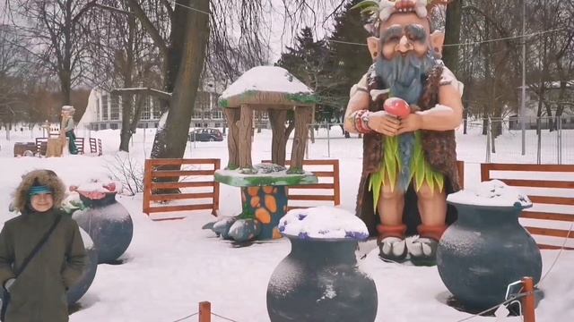 Выставка Великанов на певческом поле. Эстония. Таллинн. смотреть онлайн