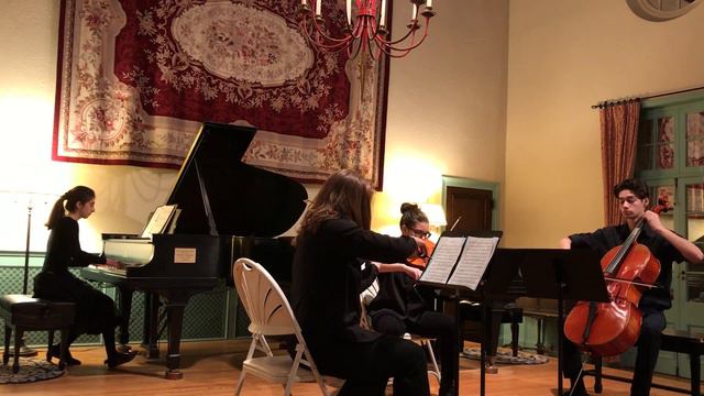 Mendelssohn Piano Quartet No. 1 in C minor, Op. 1, I. Allegro vivace смотреть онлайн