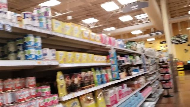 PRIMERA VEZ EN DD'S DISCOUNT смотреть онлайн