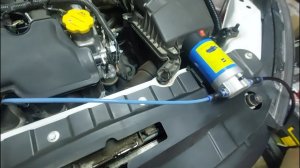 LADA GRANTA CROSS Экспресс замена масла в двигателе 16 кл 106 л с  на пробеге 8545 км