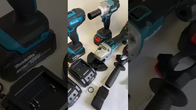 Набор инструментов Makita 128 V 4 в 1 смотреть онлайн