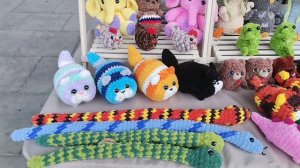 В парке со своими игрушками 🐻