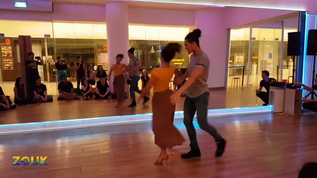 Felipe Garcia & Erica Tintel, ZoukRUSH Jun 2018 at Zouk Dance Academy - Tue improv (River) смотреть онлайн
