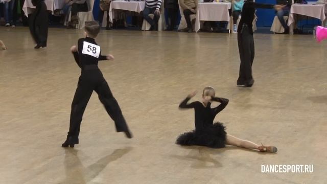 Гончар Илья - Зуева Алина, F Jive смотреть онлайн
