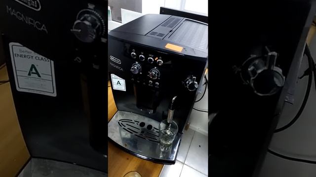 Delonghi ESAM MANIFICA 4110 En Arabe Partie 2