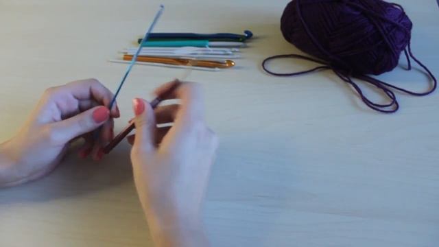 Основы вязания крючком. Выпуск 1 (Как подобрать крючок) смотреть онлайн