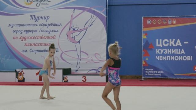 Первое выступление по художественной гимнастике смотреть онлайн