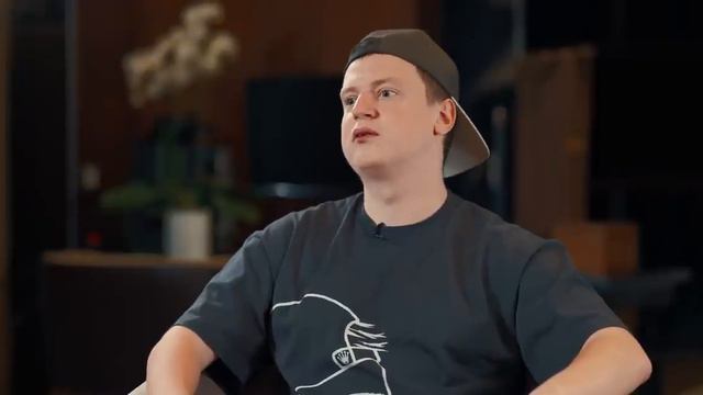 MELLSTROY — первое интервью: как живет самый обсуждаемый стример года