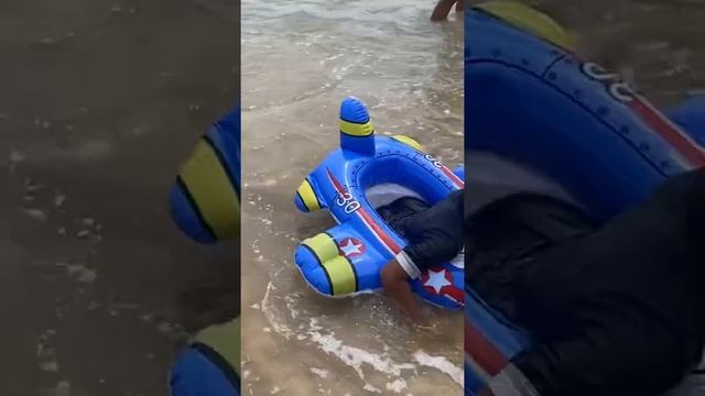 beach activity | Singapore| смотреть онлайн