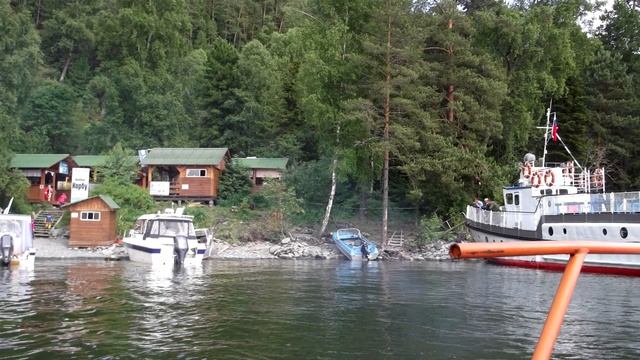 Телецкое озеро. Часть # 2. Пять водопадов Телецкого озера. Экскурсия на катере. смотреть онлайн