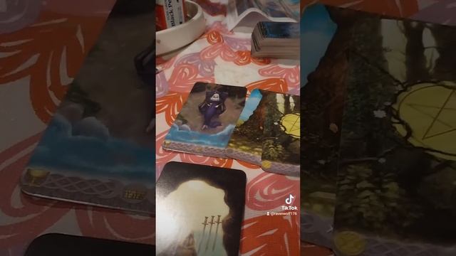 on the right path?? ??????#divination #tarot #oracle #runes #life смотреть онлайн