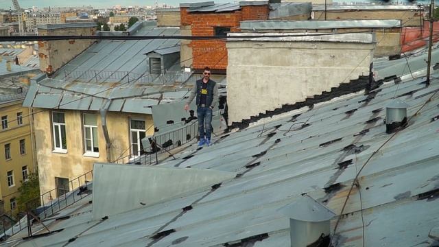 Ремонт кровли дома на Васильевском острове (2 часть) смотреть онлайн