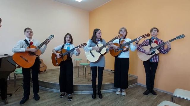 "Вечер бродит", Ада Якушева смотреть онлайн