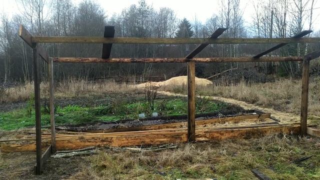 ДРОВЯНИК ИЗ СТАРОГО САРАЯ И РЕЕК смотреть онлайн