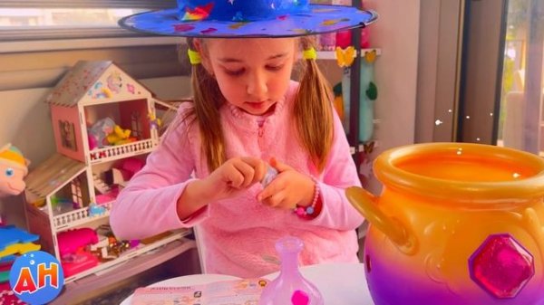 Волшебный котел Magic Mixies | Наколдуй себе питомца Миксис #волшебныйнабор #котел #magicmixies