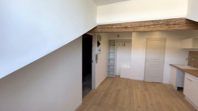 Studio - 1 pièce - Vue Lyon смотреть онлайн