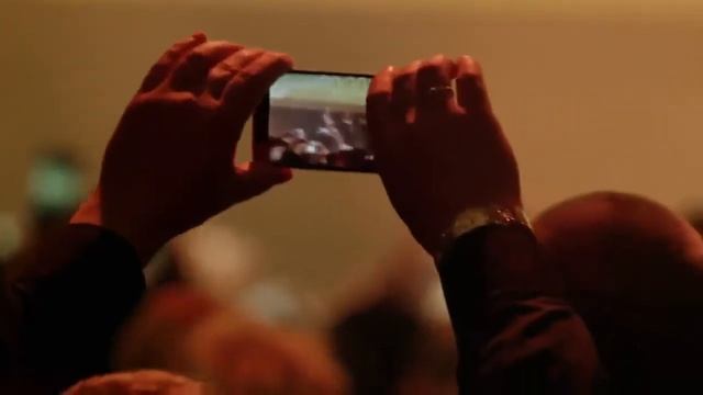 LR 30 лет. Брюс Уиллис на дне рождения LR Health & Beauty смотреть онлайн