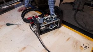 Дежурная дуга  На китайский плазма рез CUT40 с 31й горелкой.mp4  Duty arc plasma cutter CUT40