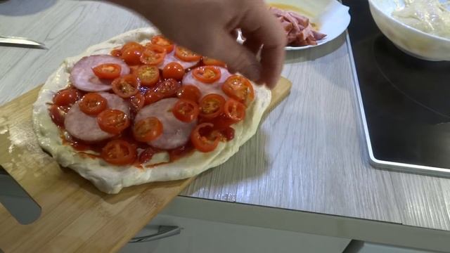 100 РЕЦЕПТОВ ПИЦЦЫ :5. Приготовление пиццы в нью-йоркском стиле дома смотреть онлайн