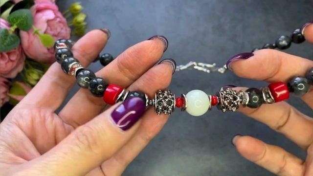 Украшения из ларвикита с кулоном из шикарного лабрадора.#лабрадор #минимализм смотреть онлайн