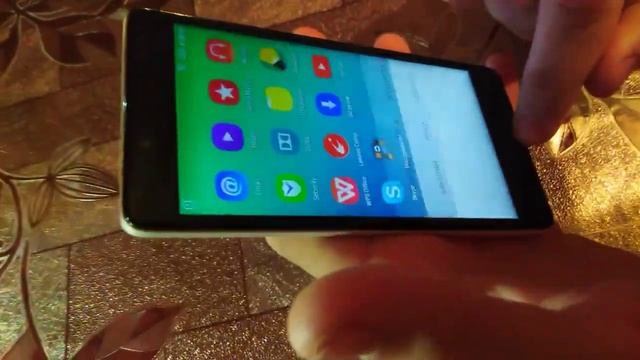 РАСПАКОВКА (Обзор) ТЕЛЕФОНА LENOVO A6010.