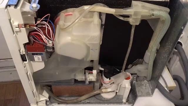 Bosch SKT3002/02 probleem смотреть онлайн