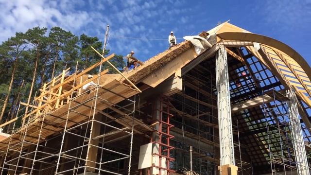 Монтаж камышовой кровли смотреть онлайн