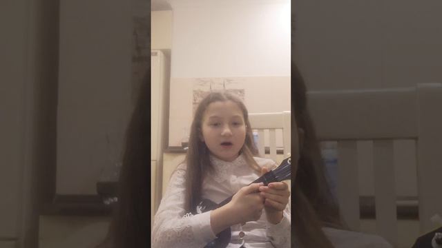 Обучение игры на укулеле, песня Алёны Швец В КАБИНЕТЕ У ДИРЕКТОРА. смотреть онлайн
