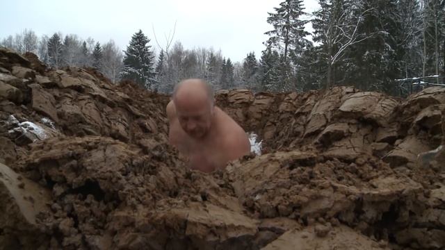 Yura The Grave / Gravedigger’s Life In Russia / @SvidomnaLife