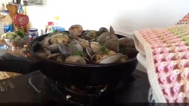 Блюдо из морепродуктов смотреть онлайн