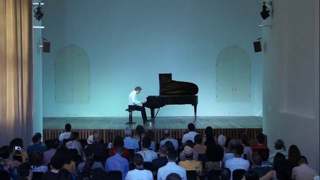 Andrea Lucchesini - "Domenico Scarlatti" - Piano Concerto Sonata K. 491 em Ré maior смотреть онлайн