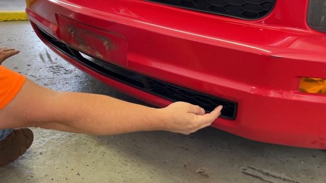 How To Install Lower Front Grille On A 2005-2009 Ford Mustang смотреть онлайн