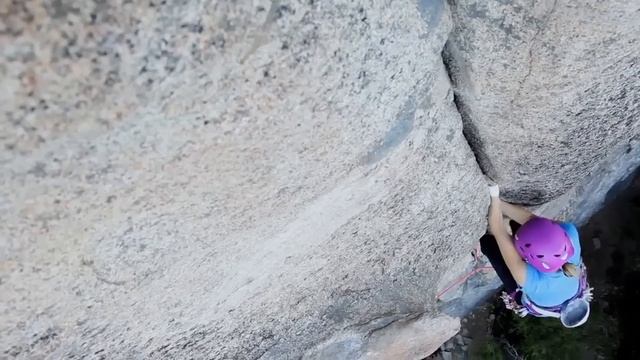 Cтраховочные обвязки для альпинизма и скалолазания смотреть онлайн