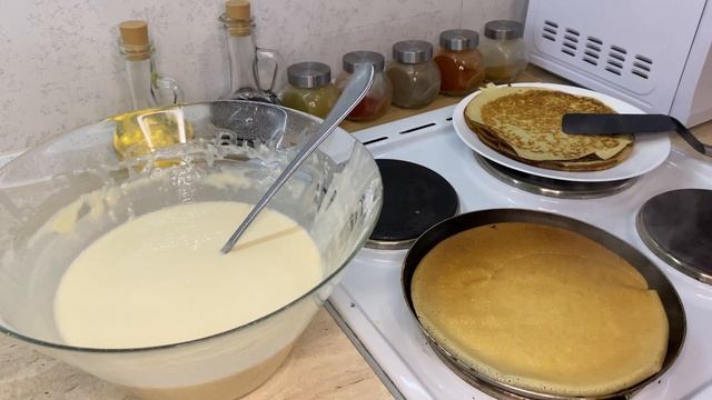 Обед-ужин на 2 дня! ? Экономное меню!Готовлю питу по-турецки, фаршированные блинчики, спринг-роллы смотреть онлайн