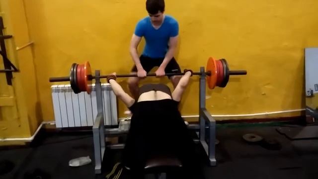 Жим лежа 140 кг смотреть онлайн