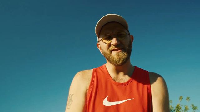 raumzeitkruemmer - realitaet (prod. by atomicsushi) [official video] смотреть онлайн