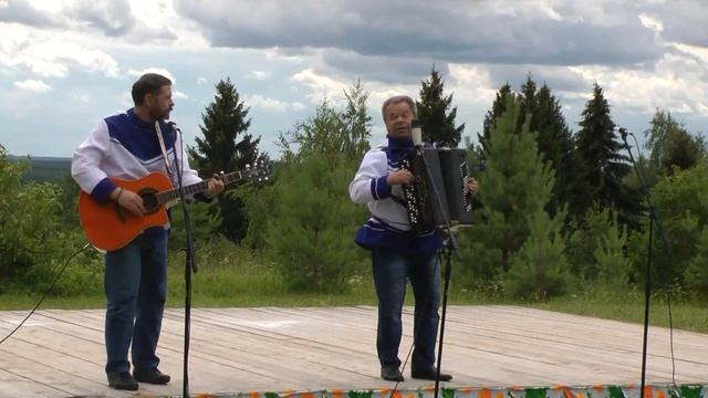 "Давай в деревню - тут всё понятно" - дуэт из д.Павлово Пижанского района смотреть онлайн