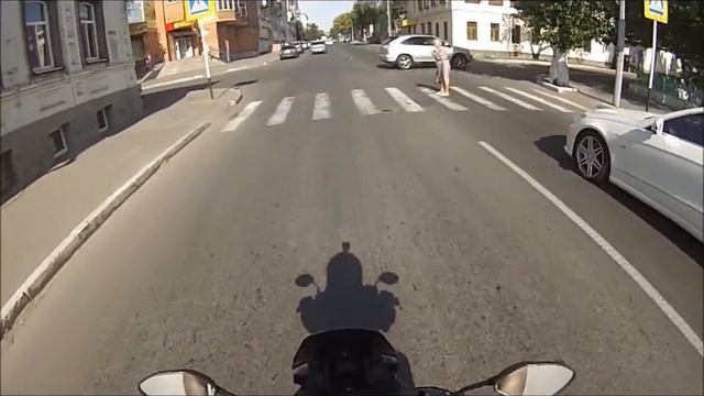 Бабушка-регулировщик смотреть онлайн