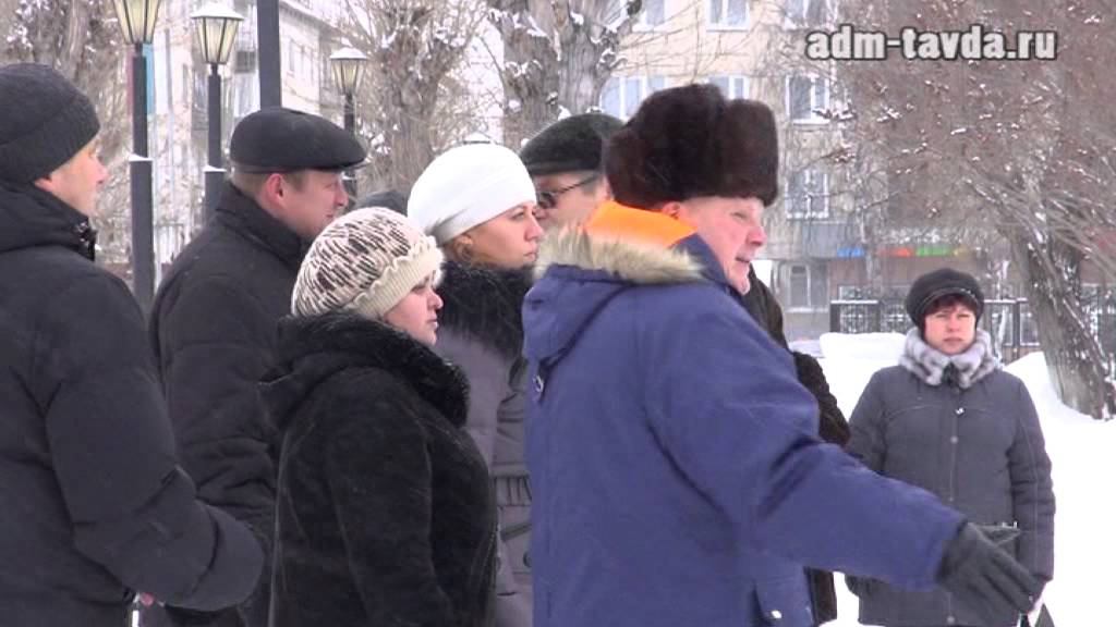 Начато строительство ледового городка в Тавде смотреть онлайн