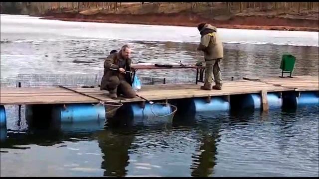День на воде! Обзор приманок! Клевое место, д. Савельево смотреть онлайн
