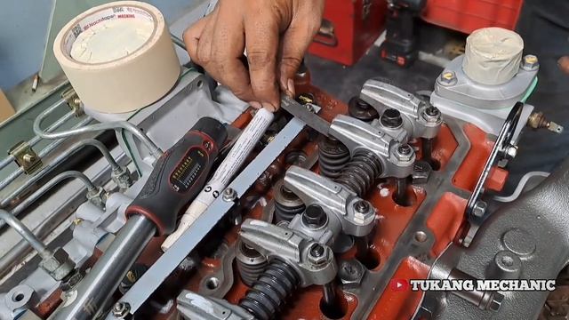 How to Adjust Valve Engine Mitsubishi S6S смотреть онлайн