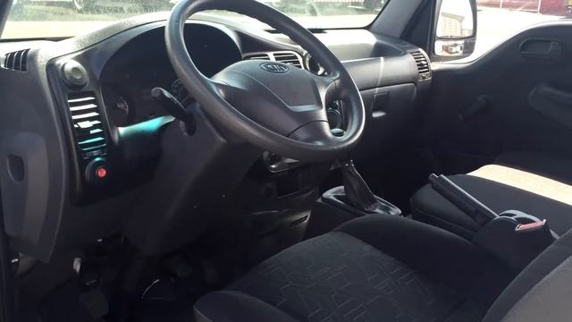 Kia Bongo K-2500 HD Baú 2011 смотреть онлайн