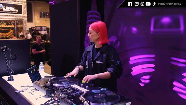 Bella Fiasco - Full Performance on the DJM-S7 смотреть онлайн