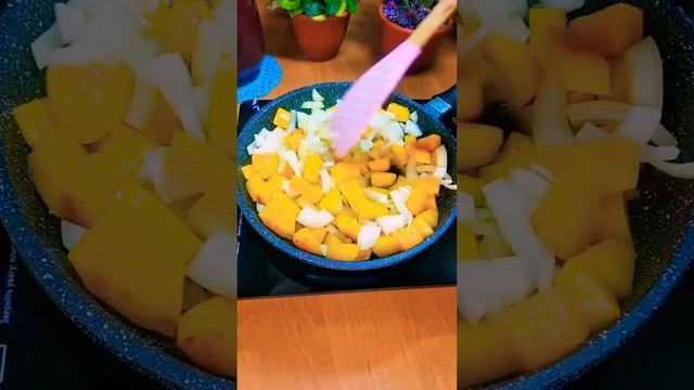 Обед/ужин из тыквы с курицей! Простой и вкусный рецепт | Скорее сохраняйте рецепт! смотреть онлайн