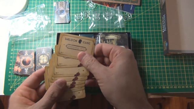 Elder Sign - Gates of Arkham Unboxing смотреть онлайн