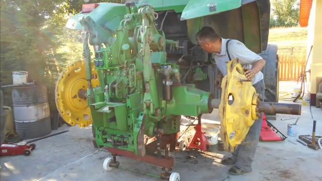 John Deere 7810 Repair 0002 смотреть онлайн
