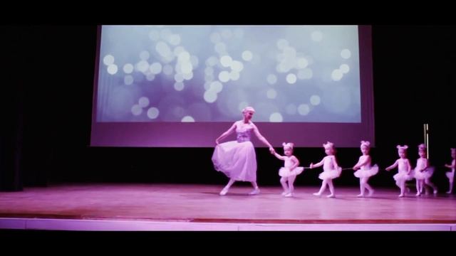 Видеоприглашение на пробное занятие в Lil Ballerine (Саратов) смотреть онлайн