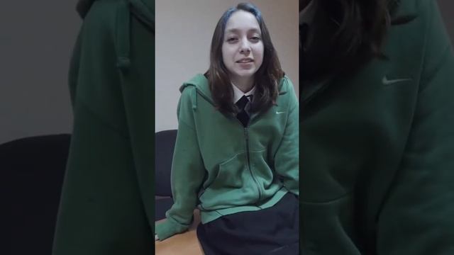 ПОЦЕЛУЙ СО СТАРШЕКЛАССНИЦЕЙ ??#школа #школьники #shorts #поцелуй #старшеклассники #бутылочка смотреть онлайн